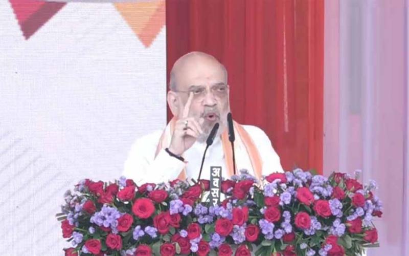 Union Home Minister Amit Shah transferred the 20th installment of Mahatari Vandan and launched the Chief Minister's bus service in Jagdalpur. Hindi news big News latest news khabargali 