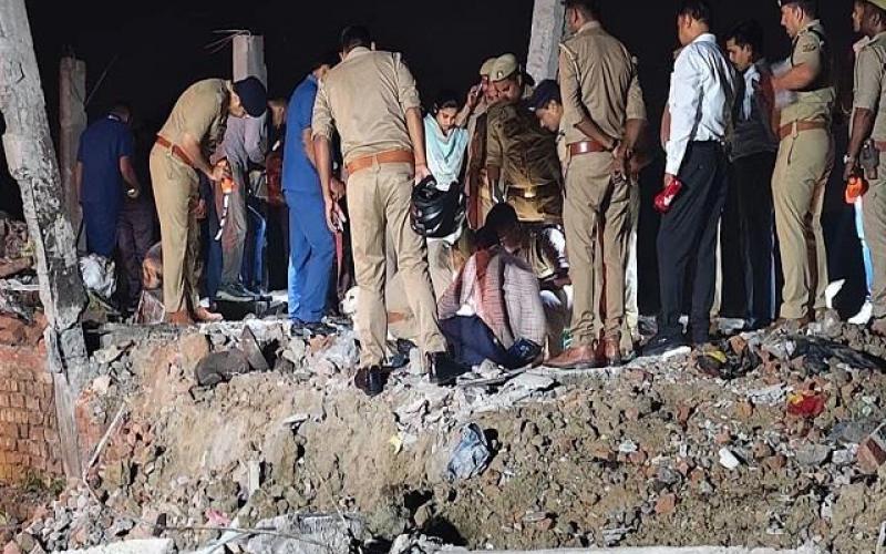A massive explosion in Ayodhya claimed the lives of five people, including three innocent children. Hindi news big latest news khabargali 