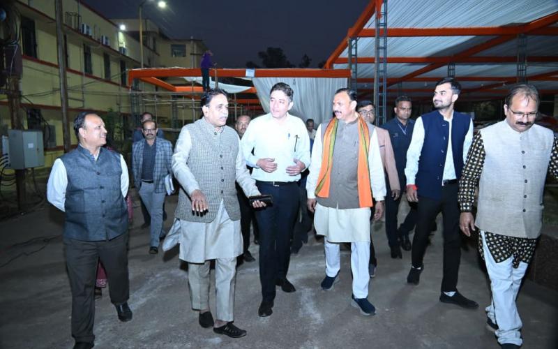 A major health event is being organized by Munat in Raipur West; Minister Jaiswal reviewed the preparations. The camp will begin on December 18th. Chhattisgarh, Khabargali