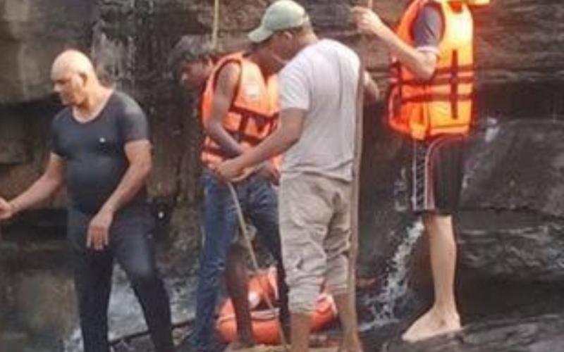 Raipur youth drowns in Narhara waterfall, body recovered after 20-hour search hindi news big News latest news khabargali 