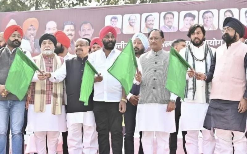 A Veer Bal Rally was held in the capital city, with thousands of children participating. Chief Minister Sai described the sacrifice of the Sahibzadas as inspiring. Amarjeet Chhabra, Chairman of the Chhattisgarh State Minority Commission, Raipur, Chhattisgarh, Khabargali.