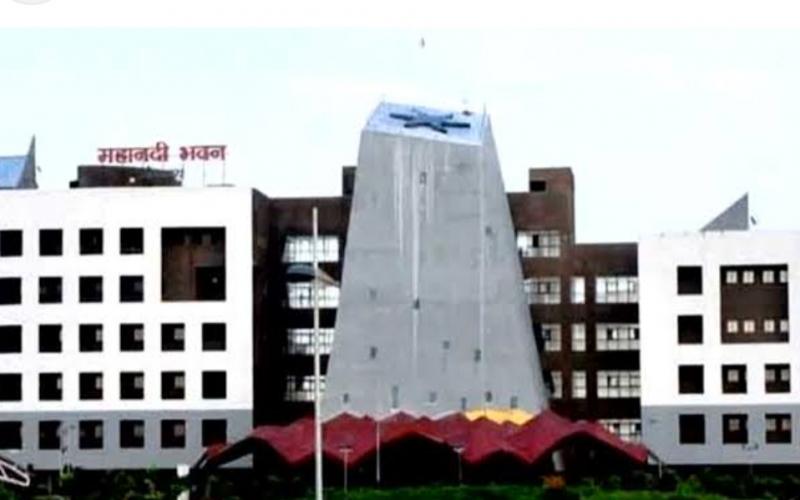 Big news for Chhattisgarh government employees: Leave applications will have to be made online; rules will be implemented soon. Hindi News latest News khabargali 