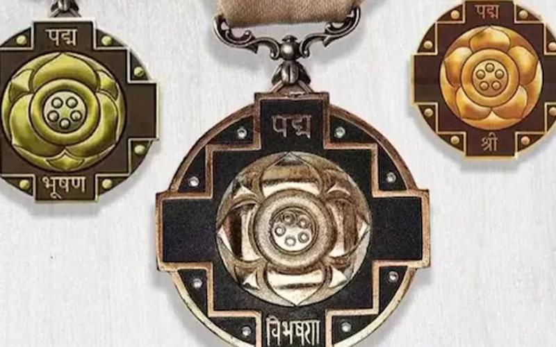 Padma Awards 2026 announced, 3 personalities from Chhattisgarh to receive Padma Shri Dharmendra to receive Padma Vibhushan and Rohit Sharma to receive Padma Shri; see the complete list of Padma Award recipients here. A total of 131 personalities approved for the awards for their 'exceptional and distinguished service in various fields including art, social service, science and industry'. Social worker Budhri Tati and Dr. Ramchandra Tryambak Godbole and Sunita Godbole, working in the field of medical service