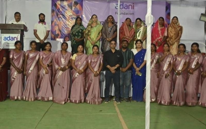 Adani Foundation Honours More Than 500 Women (82352), Raigarh (5182), khabargali (99)