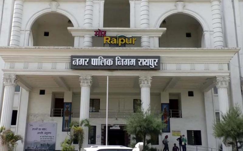 Raipur Municipal Corporation takes major action: Commercial complexes of 14 big defaulters sealed, stir, Chhattisgarh, Khabargali