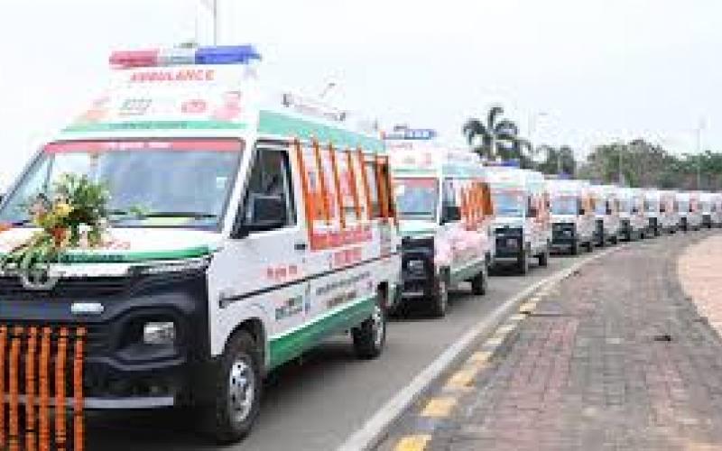 370 new ambulances flagged off; 108 service will reach cities within 15 minutes and villages within 30 minutes raipur chhattisgarh hindi news raipur news khabargali 