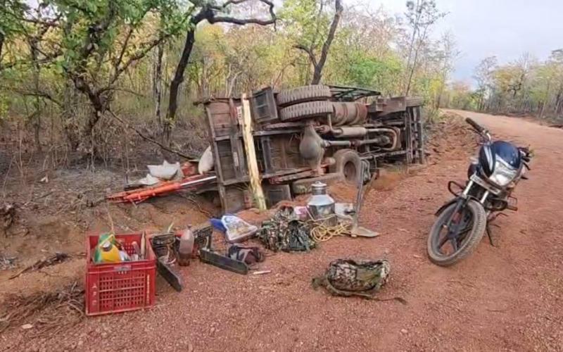  ITBP jawans' vehicle met with an accident in Abujhmad, 6 injured, 2 criticalhindi news big news latest khabargali 