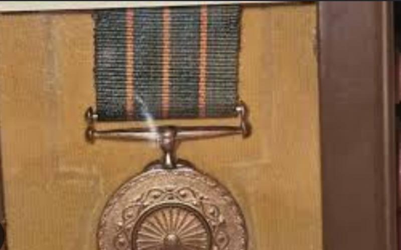  Three soldiers from Chhattisgarh received the Shaurya Chakra, honored by President Draupadi Murmu. Hindi News latest khabargali 