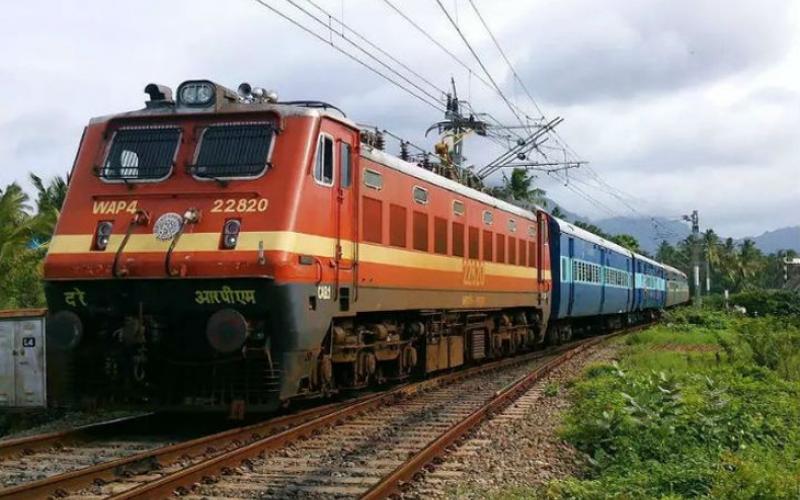 Much-awaited Dongargarh-Katghora rail line project gets approval; development set to gain new momentum. Latest News hindi News khabargali 