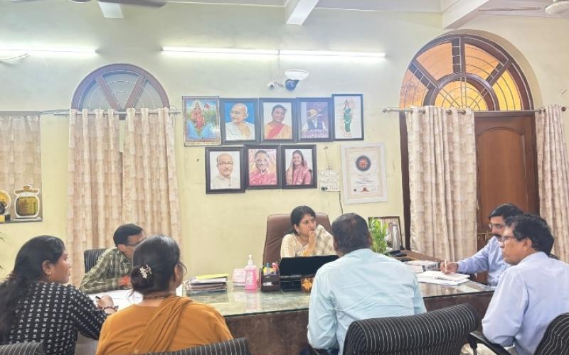 Child Labour, Child Workers, Child and Adolescent Labour, Child Labour Law, Child Labour Prohibition, Child Labour Abolition, Child Rights, Child Rights Protection Commission, Chhattisgarh State Child Rights Protection Commission, Dr. Varnika Sharma, Raipur News, Chhattisgarh News, Child Labour Rescue, Child Labour Rehabilitation, Child Welfare Committee, Juvenile Justice Act, Indian Justice Code, Labour Department, Labour Commissioner, Labour Inspector, Bonded Labour, Financial Assistance, Compensation, Ri