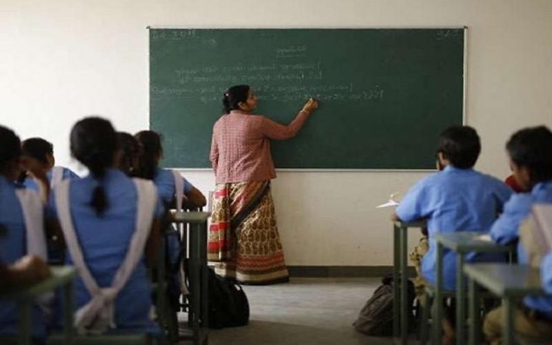 Big news for 1,535 guest teachers in Chhattisgarh: honorarium for six months released. raipur hindi news latest news khabargali 