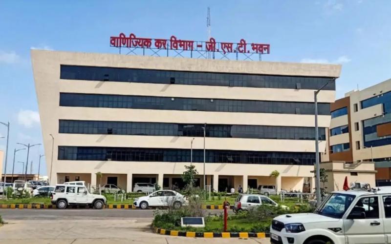 Major reshuffle in GST Department orders issued for 10 Joint Commissioners latest news hindi news khabargali 