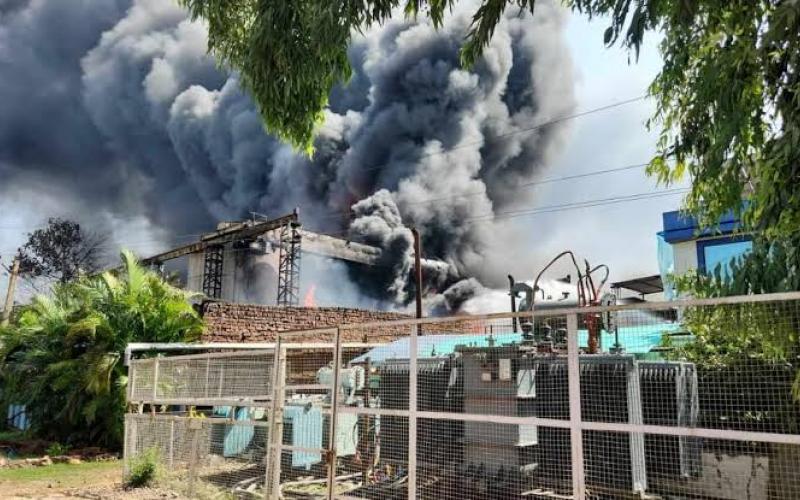  Massive fire in Bhilai; over 55 drums exploded in succession, two tankers reduced to ashes bhilai hindi news latest news khabargali 