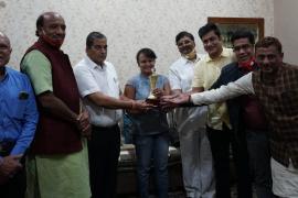 Priya Masheri, Praveen Masheri, Raipur, Corona, Kovid - 19 Vaccine Research Team, Clinical Research at Serum India Institute, Trilok Baradia, Jitendra Barlotta, Harakh Malu, Lalit Patwa, Chandresh Shah and Kanhaiya Lunawat, Jain Samaj, Khabargali