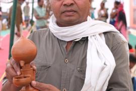 Magical lamp, terracotta craftsman, Village Industries Minister Guru Rudra, Ashok Chakradhari, Kondagaon, Chhattisgarh, Khabargali, Shilp-Nagri