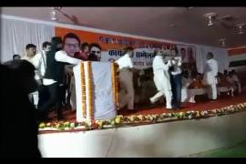 Scuffle in Congress convention of Jashpur, BJP, Black chapter, Anurag Singhdev, two and a half years, Chhattisgarh, Khabargali