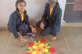 Saragaon, Universal Public School, Make Rangoli, Diya Decoration Competition, Principal RM Bhagat, Khabargali