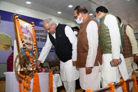 Shaheed Veer Narayan Singh, Statue, Jaistambh Chowk of Raipur, Martyrdom Day, Chief Minister Bhupesh Baghel, Late Rajiv Gandhi Children's Future Safety Initiative Residential School, Chhattisgarh, Khabargali