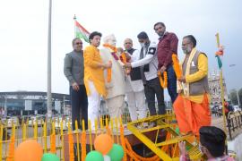 Netaji Subhash Chandra Bose's 125th Birth Anniversary Statue at Railway Station, Chhattisgarh Youth Service Organization, Senior Freedom Fighter Netaji Kanhaiya Lal Bazari, Govind Sharma Pammi, Jasmeet Sharma Sonu, Municipal Corporation Raipur, Chhattisgarh, Khabargali