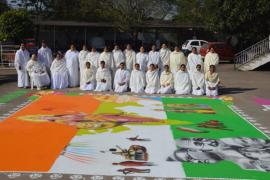 Prajapita Brahmakumari Ishwari Vishwavidyalaya, Vidhan Sabha Road, Shanti Sarovar, Vishal Rangoli, Brahma Kumari Kamala Didi, Raipur, Khabargali