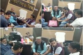 Janjgir-Champa, District Panchayat Bhawan, Yanita Yashwant Chandra, husband Yashwant Chandra, playing cards, gambling den, Chhattisgarh, Khabargali