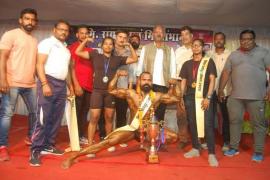 Body Building Competition, Mr. Raipur Division Ravi Nayak, Miss Division Lata Jagat, Brijmohan Agarwal, Kameshwari Bagh, Miss Woman Physics, Best Poser Siddhant Bali Dubey, Chhaya MLA Kanhaiya Agarwal Judge Hemant Parmale Nirmal Bharti, Shashi Sahu, Jalandhar Nag, Lalit Sahu,  Raipur District Body Building Association, Secretary Manik Tamrakar, President Hari Vallabh Agarwal, Chhattisgarh, Khabargali