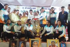 Smriti of Late Shri Jagdish Prasad Shrivastava Babuji, team of Rajnandgaon Chitraansh, became the winner of State Level Kayastha Premier Cricket League Season 5, Sanjay Shrivastava, Pramod Khare, Yogesh Sinha, Man of the Series Rishabh Sinha, Raipur, Khabargali