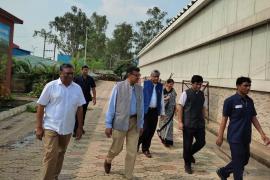 Former RBI Governor, Raghuram Rajan, praised the Gothan and Godhan Nyay scheme of the Government of Chhattisgarh, Professor Mr. Rajeev Gowda, Ms. Yamini Iyer, Navagaon, Gauthan, Multi Activity Center Serikhedi, Khabargali