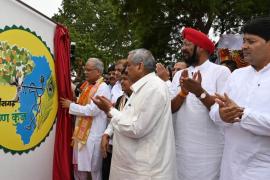 Janmashtami, Krishna-Kunj, Chief Minister Baghel, Telibandha, Raipur, Banyan, Peepal, Kadamba and useful mangoes of cultural importance, tamarind, plum, Ganges tamarind, Jamun, Ganga ber, Mulberry, Tendu, Chironji, Pomegranate, Kaitha, Neem,  Gular, Palas, Guava, Sitaphal, Bell, Amla, Chhattisgarh, Khabargali