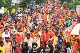 Kanwar Yatra, Hatkeshwarnath Dham located at Mahadevghat, Shiv Bhakt, former minister Rajesh Munat, volunteers of National Self Service Association Gudhiyari region, Telugu Samaj Sahu, Kurmi Samaj, Sarva Samaj Seva Samiti, Agarwal Samaj, workers of all four circles of Bharatiya Janata Party, Sindhi society  ,Sarva Brahmin Samaj, North Indian Society, Muharram, Muslim Zareen, Raipur, Khabargali