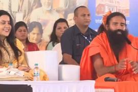 Baba Ramdev's statement caught fire, Women's Commission President, Yoga Guru Swami Ramdev once again in controversies, Amrita, wife of Deputy Chief Minister Devendra Fadnavis