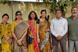 Mahatma Gandhi International Thought Forum Durg Bhilai, Chhattisgarh Unit, Government Primary, Pre-Secondary Girls School Model Town Nehru Nagar Bhilai, Distribution of sanitary napkins to school girls, Dinesh Kumar Patel, Bhilai District President Women's Branch Mrs. Kamal, Sushma Sharma, Vice President Anupama  Patel, Sharmila Ghosh, Usha Rani Yadav, Anil Kesharwani, Sarsij Ghosh, Amit Yadav, Sanjay Sahu, Shailendra Santosh and Rupesh Kumar Vaish, Khabargali