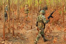 Breaking, Bijapur, Naxalites attack jawans camp with modern weapons, BGL also fired, firing, IG Sundarraj, Chhattisgarh, News, khabargali