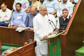 Chief Minister Bhupesh Baghel opened the box of gifts, Budget, Chhattisgarh, khabargali