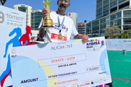 Ran 10 km in 42.7 minutes, Chhattisgarh, 62 years old, Bhupendra Kumar Hardel, Durg District New Adarsh ​​Nagar, won first prize, Mumbai Bandra, Khabargali