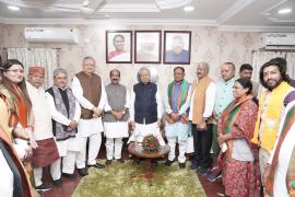 Prime Minister Narendra Modi, Union Home Minister Amit Shah, National President JP Nadda, Chief Minister Vishnudev Sai, Dr. were present at the swearing-in ceremony.  Raman Assembly Speaker, Arun Sao and Vijay Sharma as Deputy Chief Minister, Khabargali