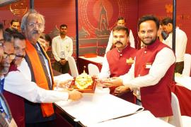 Culture and Endowment Minister Brijmohan Aggarwal inaugurated the jewelery festival based on Shri Ram Lalla, Raipur Sarafa Association President Suresh Bhansali, Amit Parekh, Raipur, Chhattisgarh, Khabargali