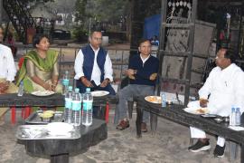 Chhattisgarhi cuisine, Garhkaleva of the capital, Tribal Welfare Minister Ramvichar Netam, Tourism Officer of Chhattisgarh Tourism Information Center Dinesh Jangde, Chilla, Fara, Lai laddu, Thethri, Khurmi, Chhattisgarh, Khabargali.