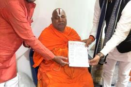 Yogesh Tiwari became the national president of Sarva Hindu Sanatan Sangathan, Tulsi Peethadhishwar Jagatguru Ramanandacharya was appointed by Swami Jagatguru Rambhadracharya, Dr. Ashok Harivansh Chaturvedi was appointed as the organization in-charge, Raipur, Chhattisgarh, Khabargali.