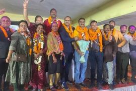 Raipur Advocates Association, President Advocate Hitendra Tiwari, Vice President Senior Advocate Kishore Tamrakar, Vice President Ritu Bundela, Secretary Arun Mishra, Treasurer Shrikant Mishra, Sports Secretary Parasram Kashyap, Library Secretary Bhajan Jangde, Raipur, Chhattisgarh, Khabargali.
