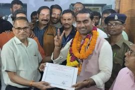 Sankalp Panel won in Raipur Press Club elections, journalists elected Prafulla Thakur as Press Club President, Sandeep Shukla became Vice President, Raman Halwai won the post of Treasurer while Trupti Soni and Arvind Sonwani for Joint Secretary, Chhattisgarh.  , Khabargali