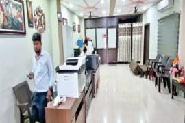 Former minister's wife took possession of community building, spent one crore, Raipur, Chhattisgarh, Khabargali