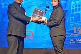 Chhattisgarh Raipur's Avisha Namdev gets award for 'Best Digital Marketing', Award Ceremony Super Woman and Super Hero Award 2024 Season 5, Khabargali