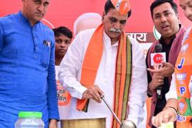 BJP candidate from Raipur Lok Sabha seat Brijmohan Agrawal, Youth Chaupal and discussion campaign over tea, Raipur Lok Sabha constituency in-charge and Raipur West MLA Rajesh Munat, Chhattisgarh, Khabargali