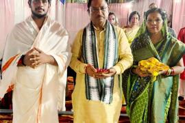 Chief Minister along with his wife and family participated in Maha Suhrit Maha Shakta Yagna, performed the ritual for public welfare, Rajiv Rakul, Founder Sri Maha Divya Desam Foundation, Chottanikkara Satyan Marar, Kerala Panch Vadyam, Raipur, Chhattisga