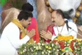 International story teller Pandit Pradeep Mishra's ongoing Shiv Mahapuran Katha's closing day in Amleshvar, Katha Shrawan, Deputy Chief Minister and Home Minister Vijay Sharma, Chhattisgarh, Khabargali