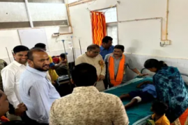 School roof collapsed after rain, 5 children injured and admitted to hospital... chhattisgarh news jagdalpur news big news khabargali 
