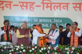 Former Chief Minister Champai Soren joins BJP, Khabargali