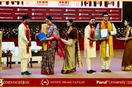 Dr Vaibhav Mishra increased the pride of Chhattisgarh, got gold medal in Gujarat, awarded in the 8th convocation of Parul University, Vadodara, Gujarat for highest merit in post-graduation course MS Surgery General Surgery, Raipur, Chhattisgarh, Khabargali