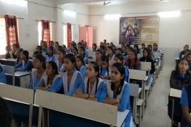 बोर्ड एग्जाम के लिए जनवरी के पहले सप्ताह से विशेष कोचिंग, तैयारी में जुटा शिक्षा विभाग खबरगली Special coaching for board exam from first week of January, education department busy in preparation. cg news hindi news cg big news latest news cg hindi news khabargali 